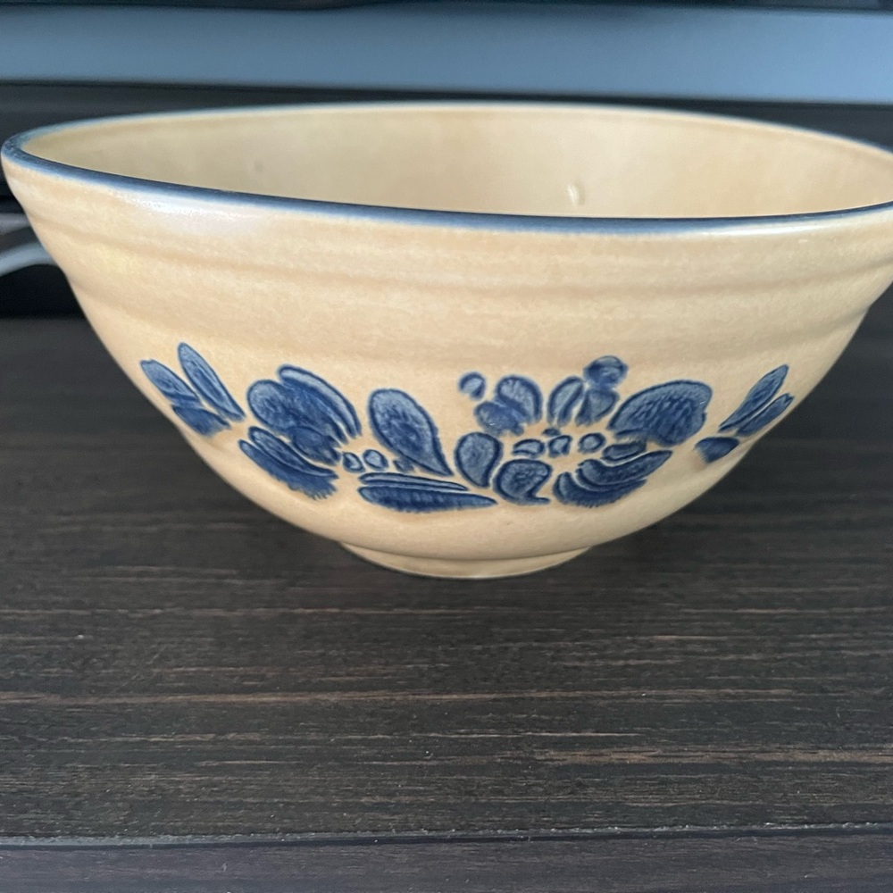 Pfatzgraff Folk Art Bowl